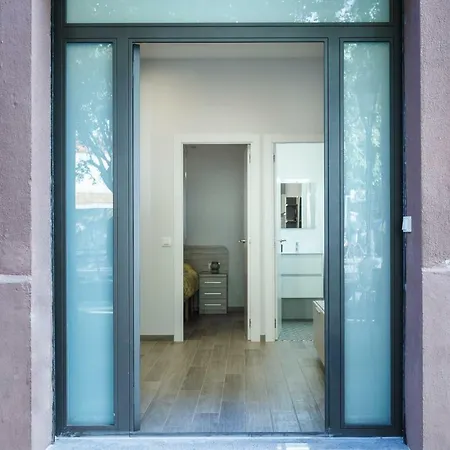 Beautiful 20 Minutes From Center Apartamento *